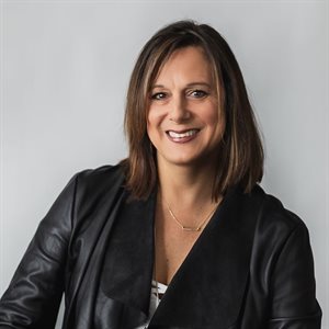 Lori Wallace